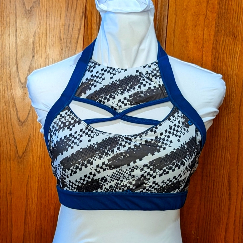 The Chestee Barbella Kandace S reversible peacock keyhole front halter lift bra